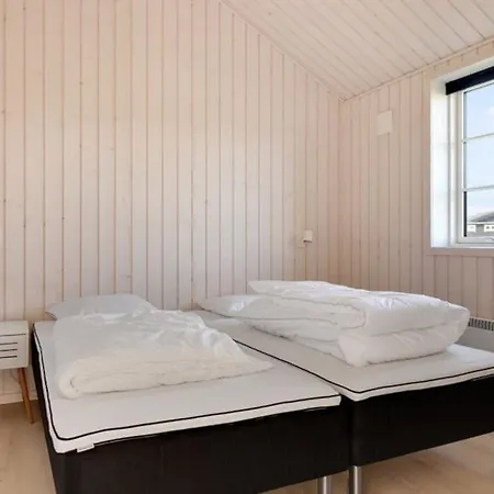 Dom wakacyjny Havnso Med Udsigt Føllenslev